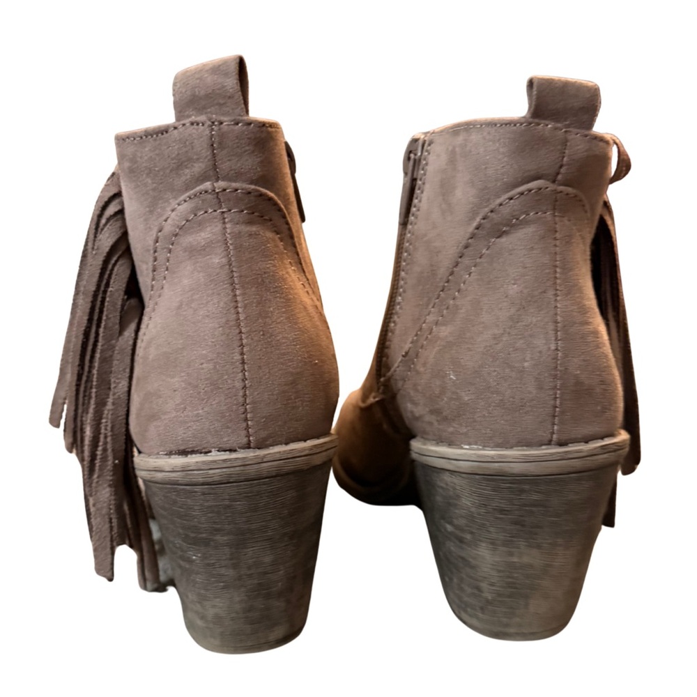 Faded Glory Brown Ankle Boots with Fringe - Picture 4 of 4